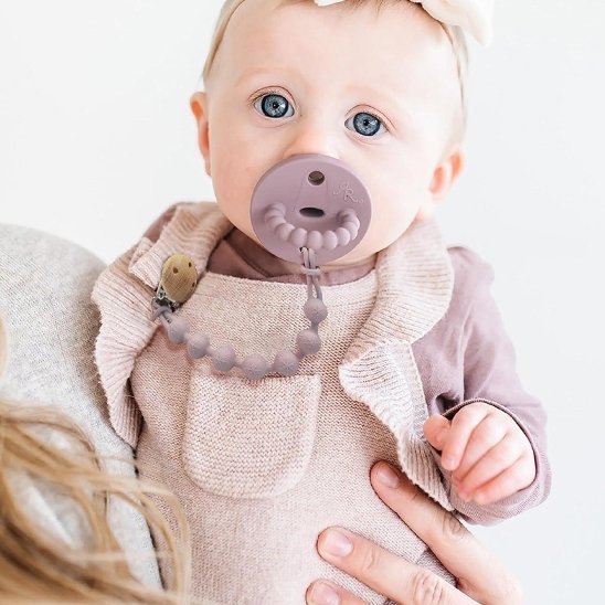 Attache Tetine | Design Pratique - BEBE JEAJAD